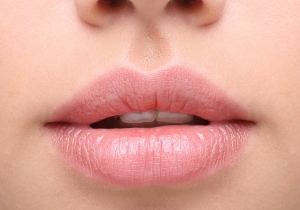 L’augmentation des lèvres par acide hyaluronique à Mulhouse